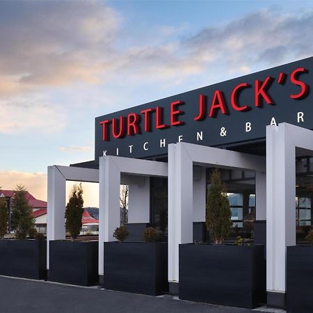 Doubletree By Hilton West Kelowna Kültér fotó