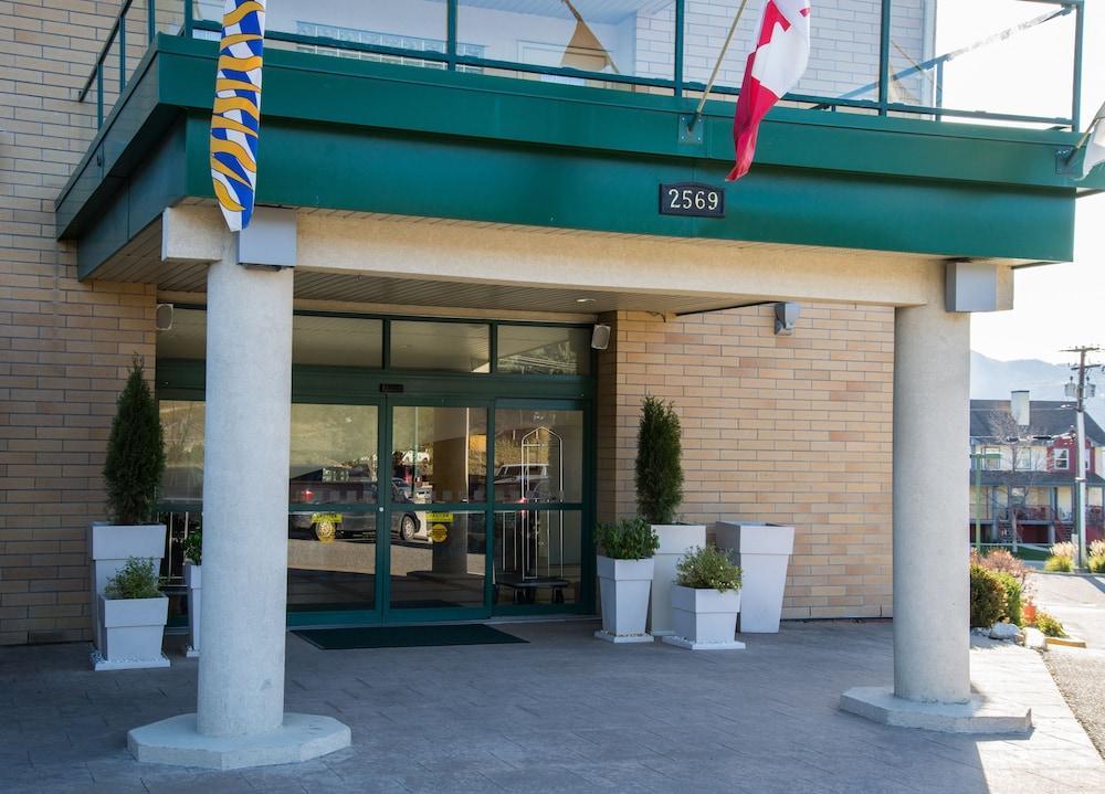 Doubletree By Hilton West Kelowna Kültér fotó